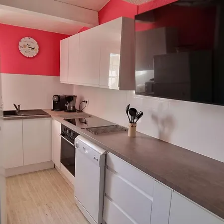 Apartment 6 Pers Avec Piscine, Clim Et Parking A 1 Km De La - Fr-1-607-155 *