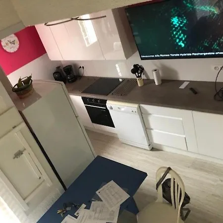 Villa Mitoyenne 6 Pers Avec Piscine, Parking, Clim - Fr-1-607-155 בית נופש אגדה