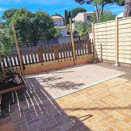 בית נופש Villa Mitoyenne 6 Pers Avec Piscine, Parking, Clim - Fr-1-607-155 אגדה